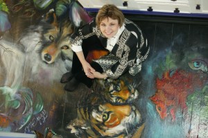 ME FLOOR TIGER AND WOLF 1